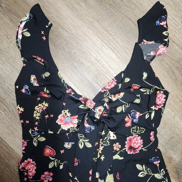 🌸🌸Buckle TIMING Pants Jumpsuits Blooming Love Black Floral Print Ruffled-M - Picture 4 of 5